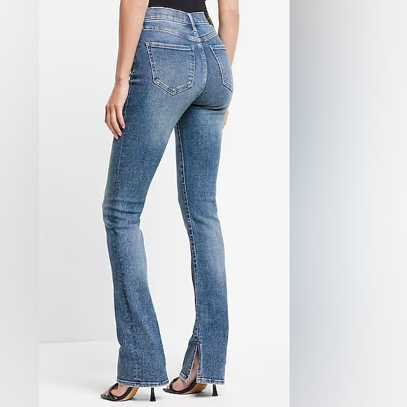 EXPRESS: Mid Rise Medium Wash Skyscraper Jeans - Picture 2 of 9